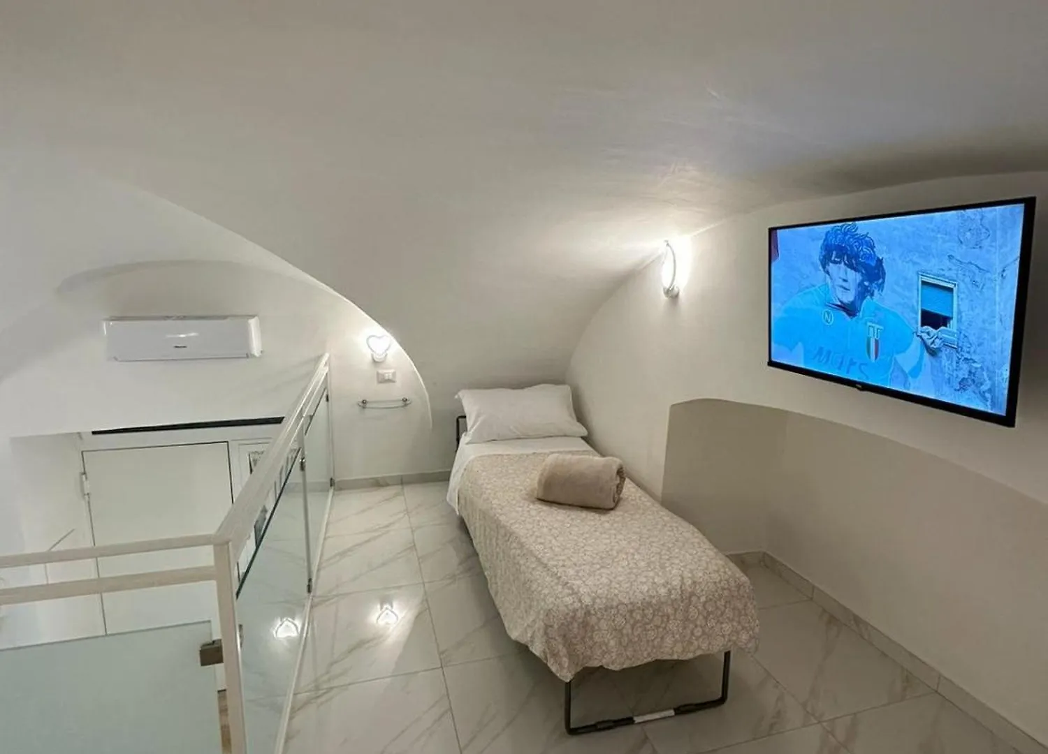 Dimora Nei Quartieri Spagnoli Naples 0*,